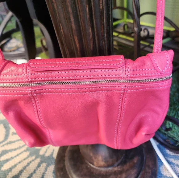 NEW CROSSBODY LEATHER BAG BY LONGCHAMP - Picture 6 of 7